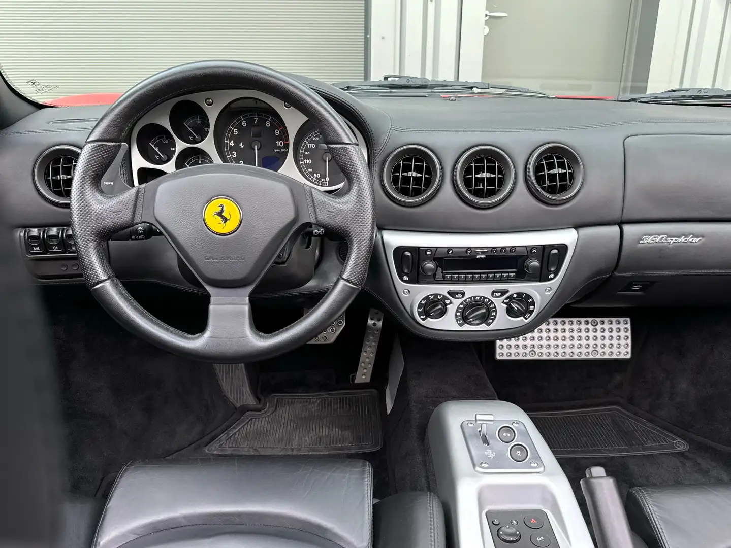 Ferrari 360 Spider Červená - 2