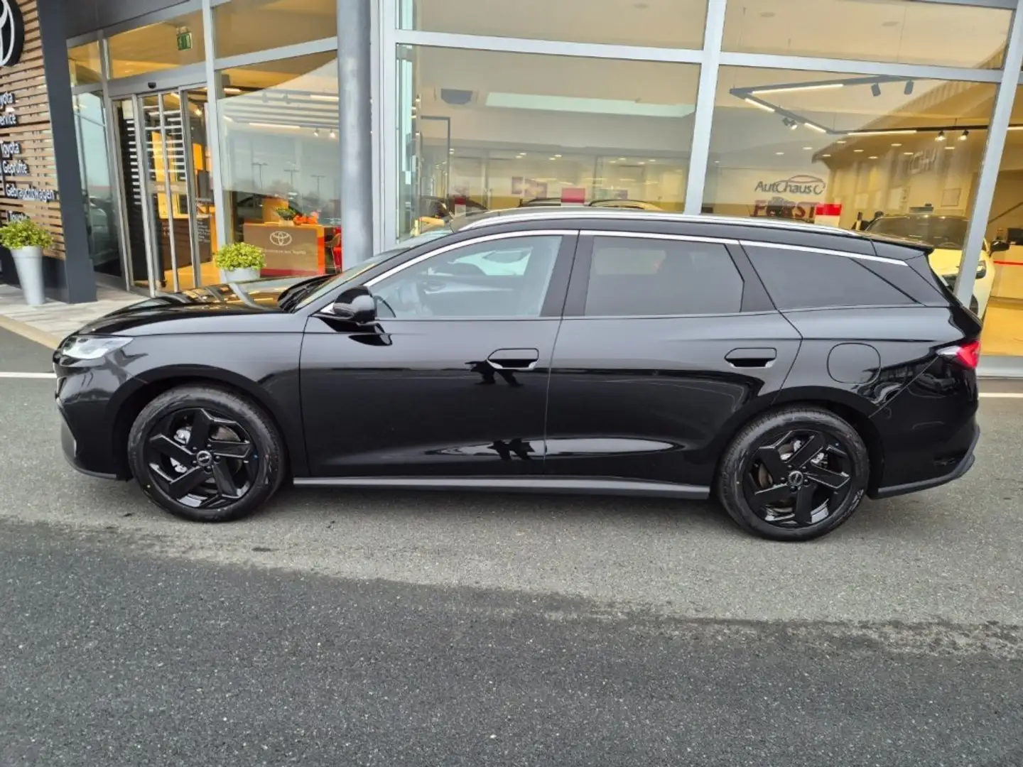 BYD Seal 6 DM-i Touring Comfort Schwarz - 2