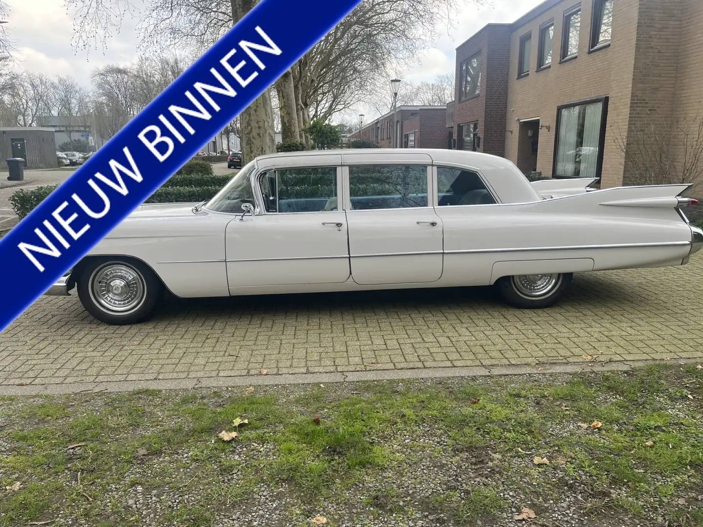 Cadillac Fleetwood LIMOUSINE Serie75 Blanco - 1