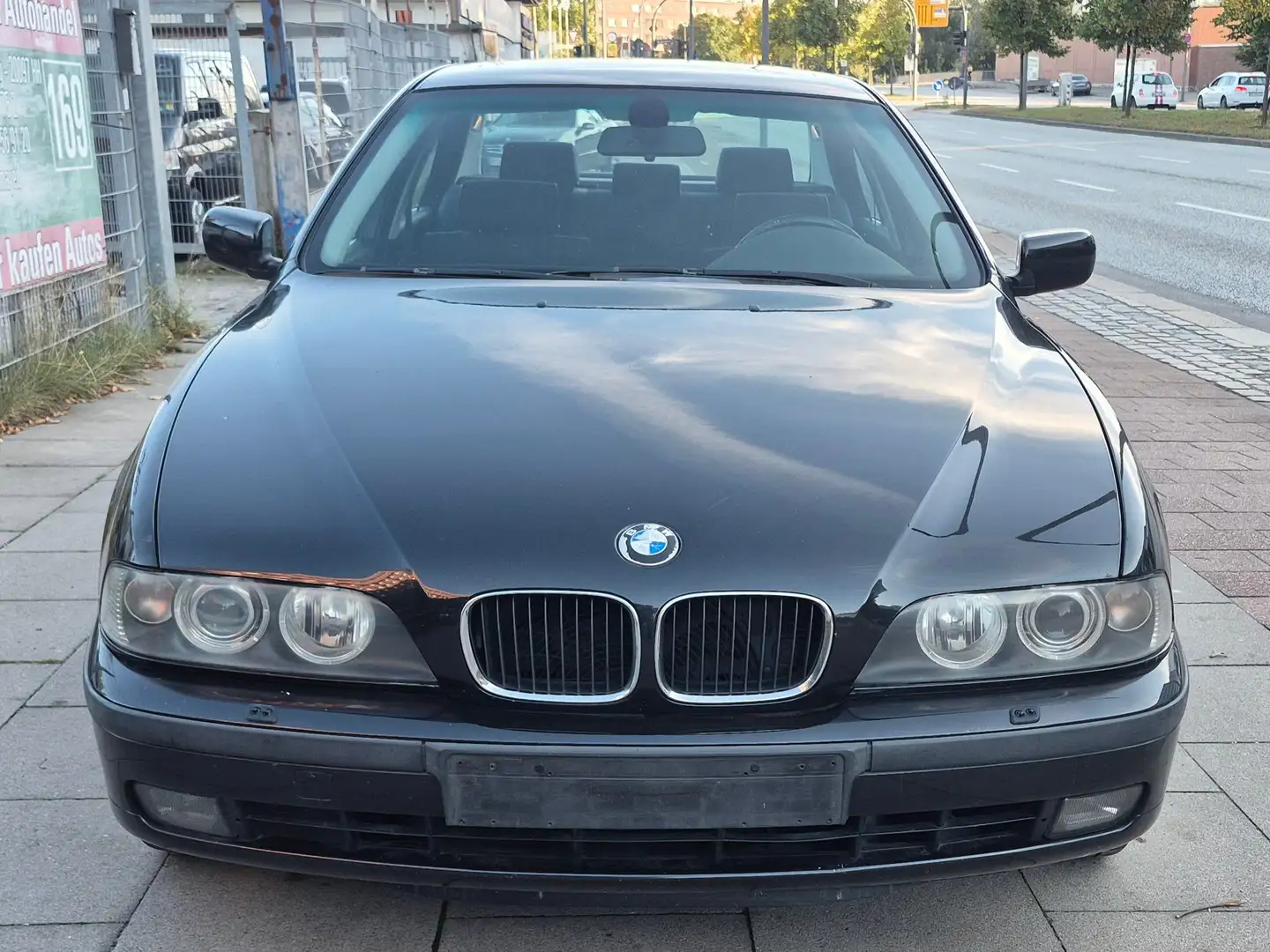 BMW 528 5er 528i *TÜV bis 04-2027* Schwarz - 2