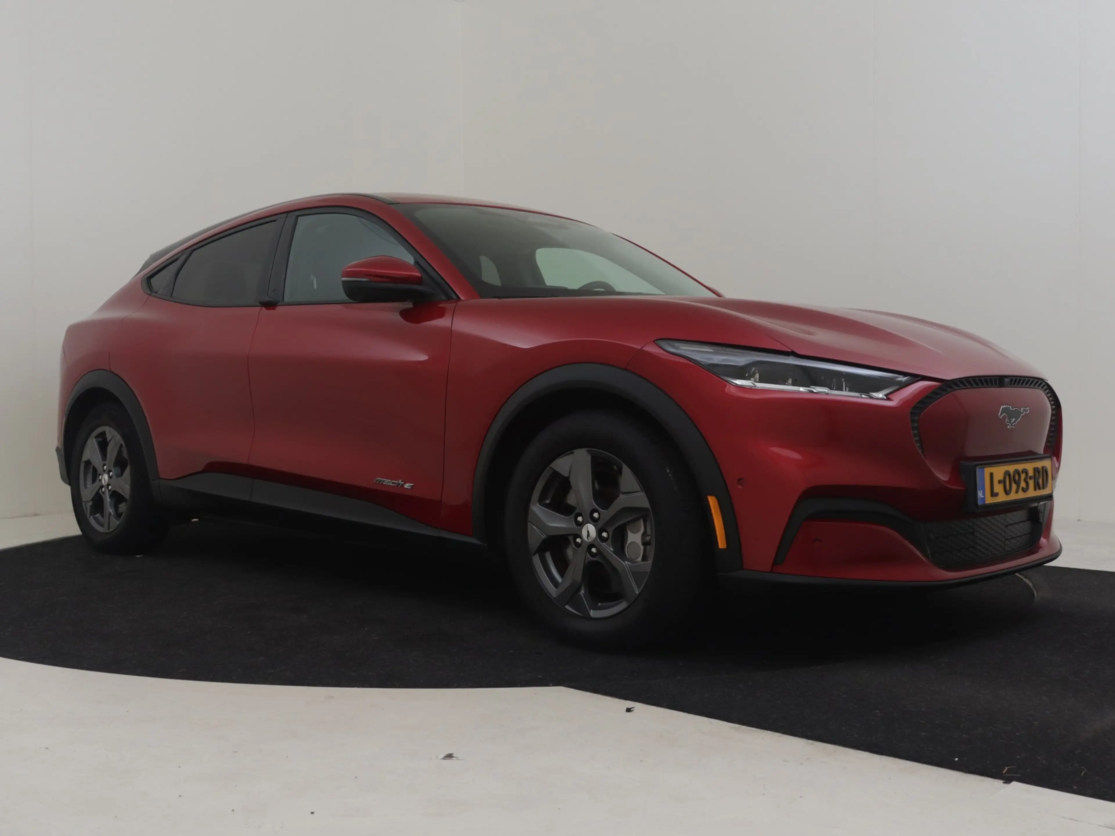 Ford Mustang Mach-E RWD 75 kWh l 1e Eigenaar l Leder l B&O Sound l SOH — photo 7