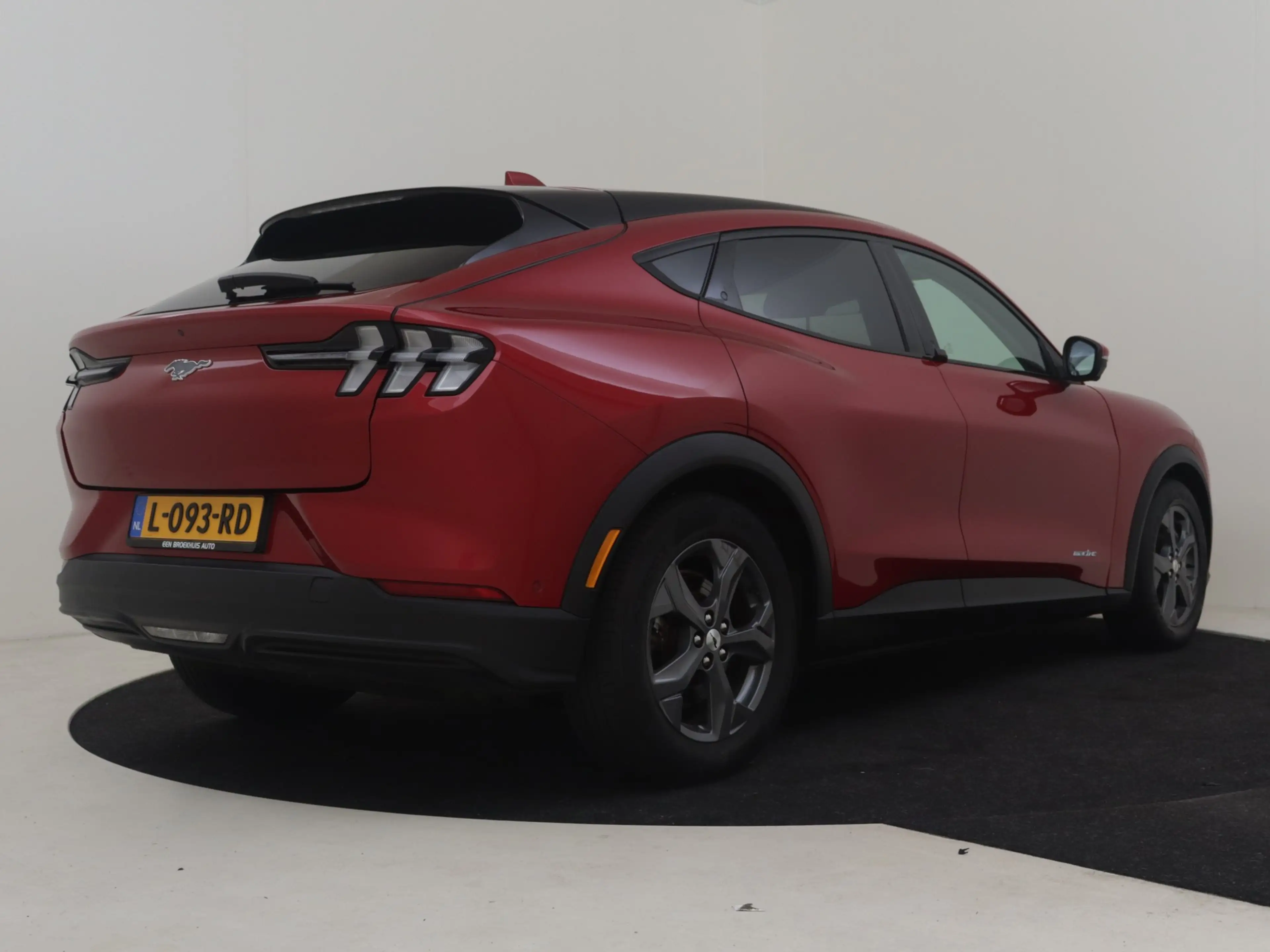 Ford Mustang Mach-E RWD 75 kWh l 1e Eigenaar l Leder l B&O Sound l SOH — photo 13