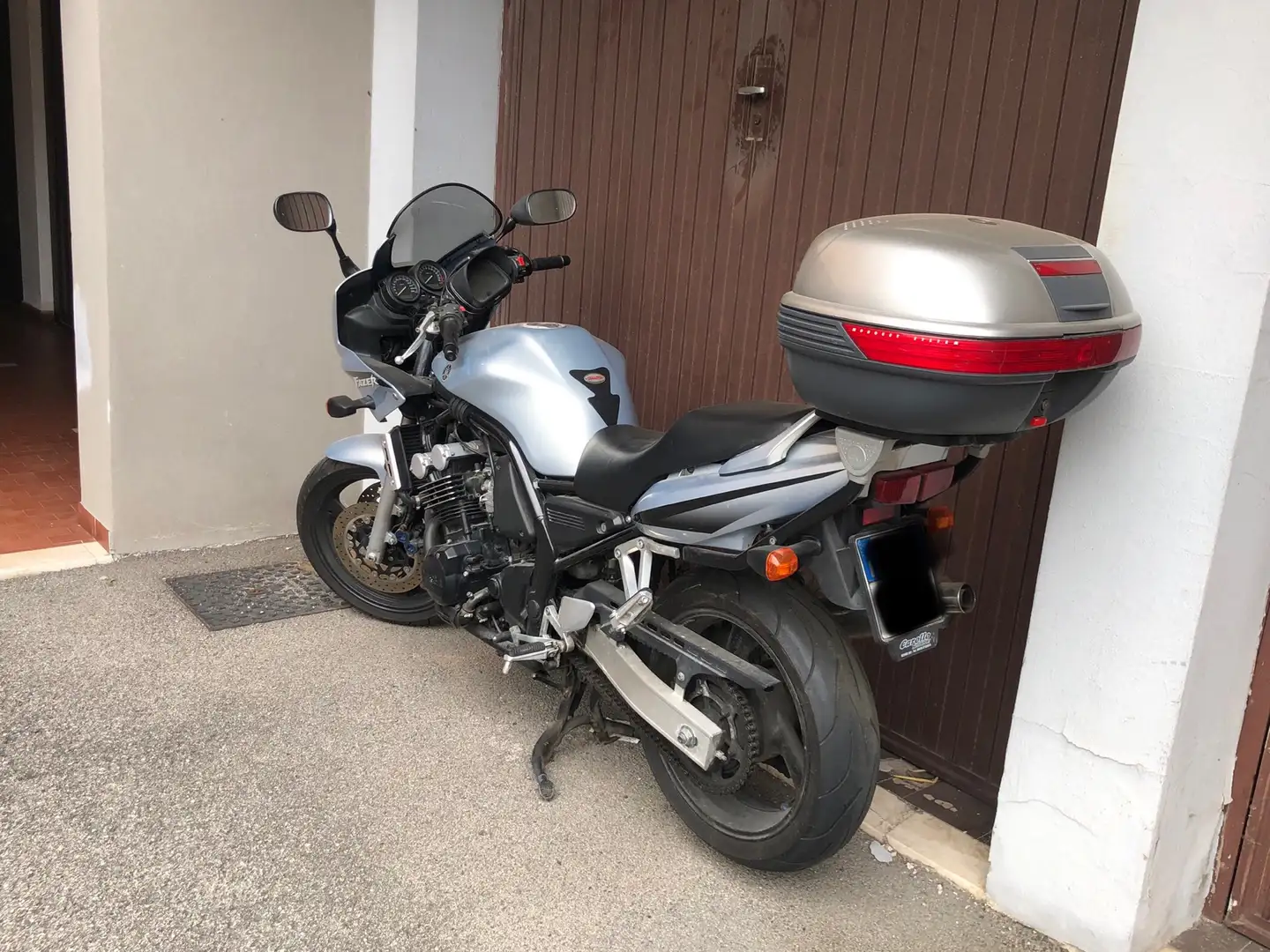 Yamaha FZS 600 Zilver - 2