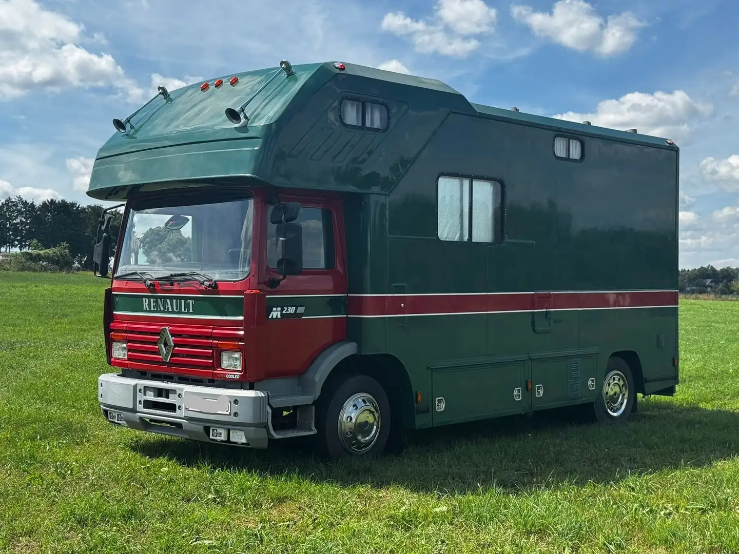 Renault midliner 230 transporter chevaux Червоний - 1