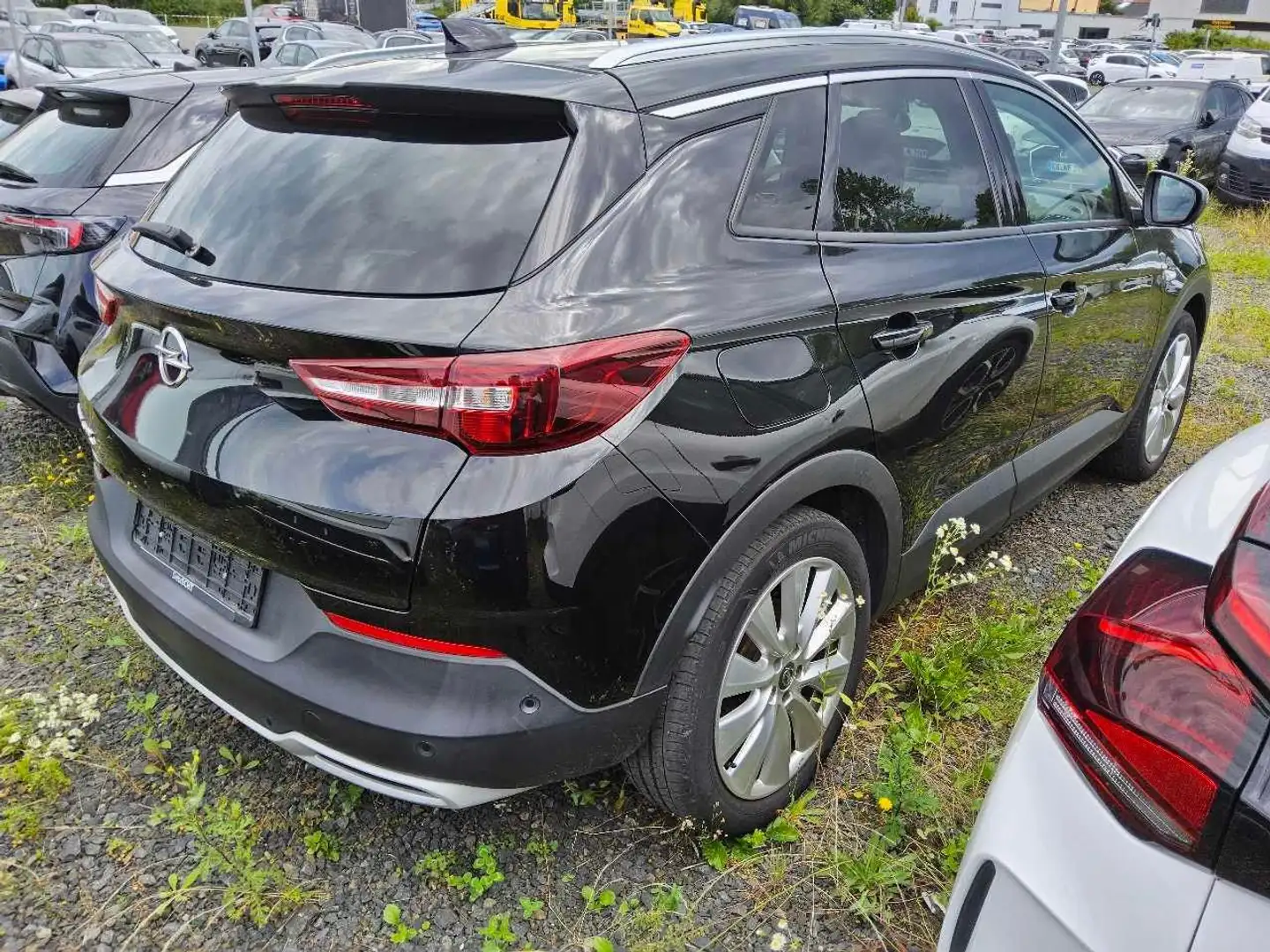 Opel Grandland X 2.0 D[Euro6d-TEMP] S/S AT Ultimate Schwarz - 2