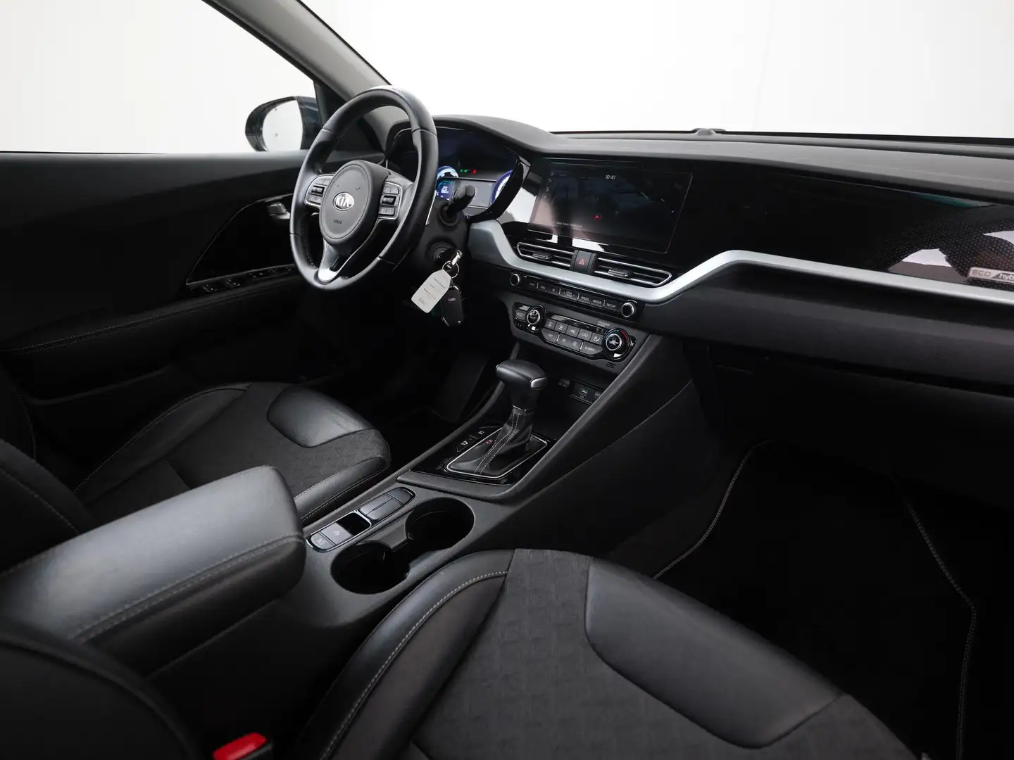 Kia Niro 1.6 GDi Hybrid DynamicLine | Navigatie | Zondag Op Bleu - 2