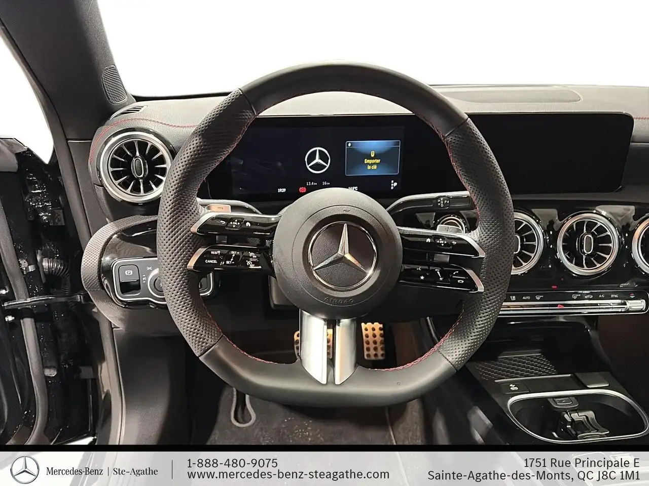 Mercedes-Benz CLA photo Mercedes-Benz CLA