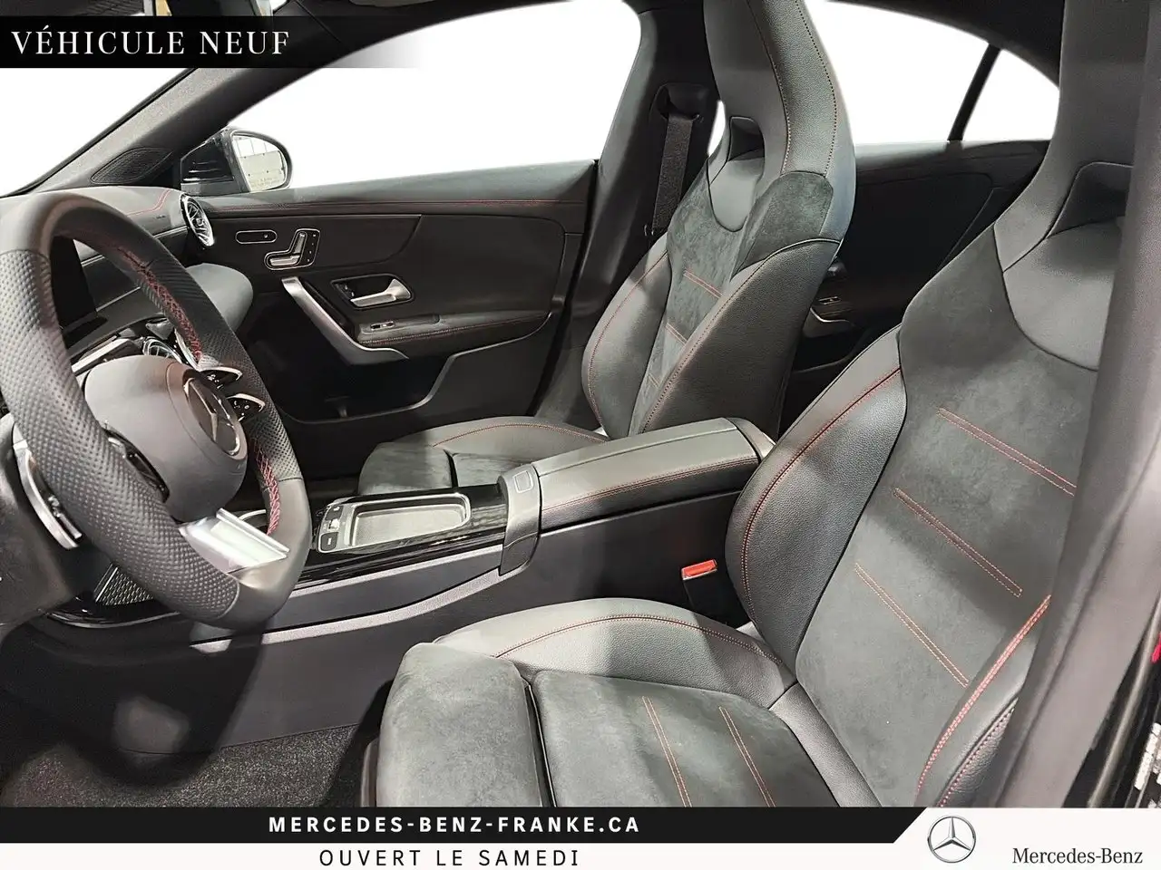 Mercedes-Benz CLA снимка Mercedes-Benz CLA