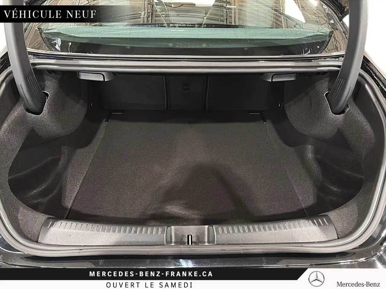 Mercedes-Benz CLA снимка Mercedes-Benz CLA