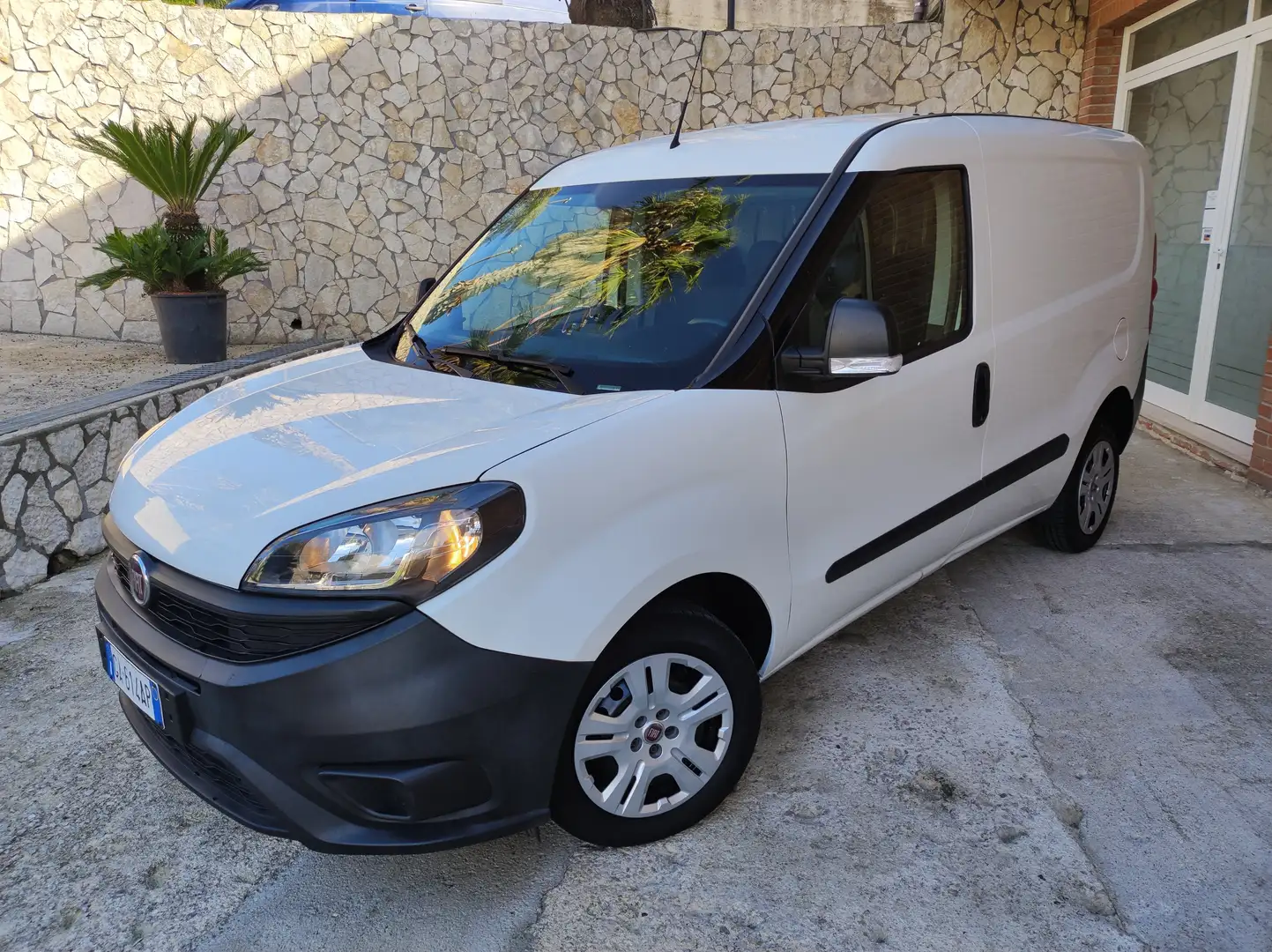 Fiat Doblo Cargo 1.3 Mjet 95 cv 3 posti Blanc - 1
