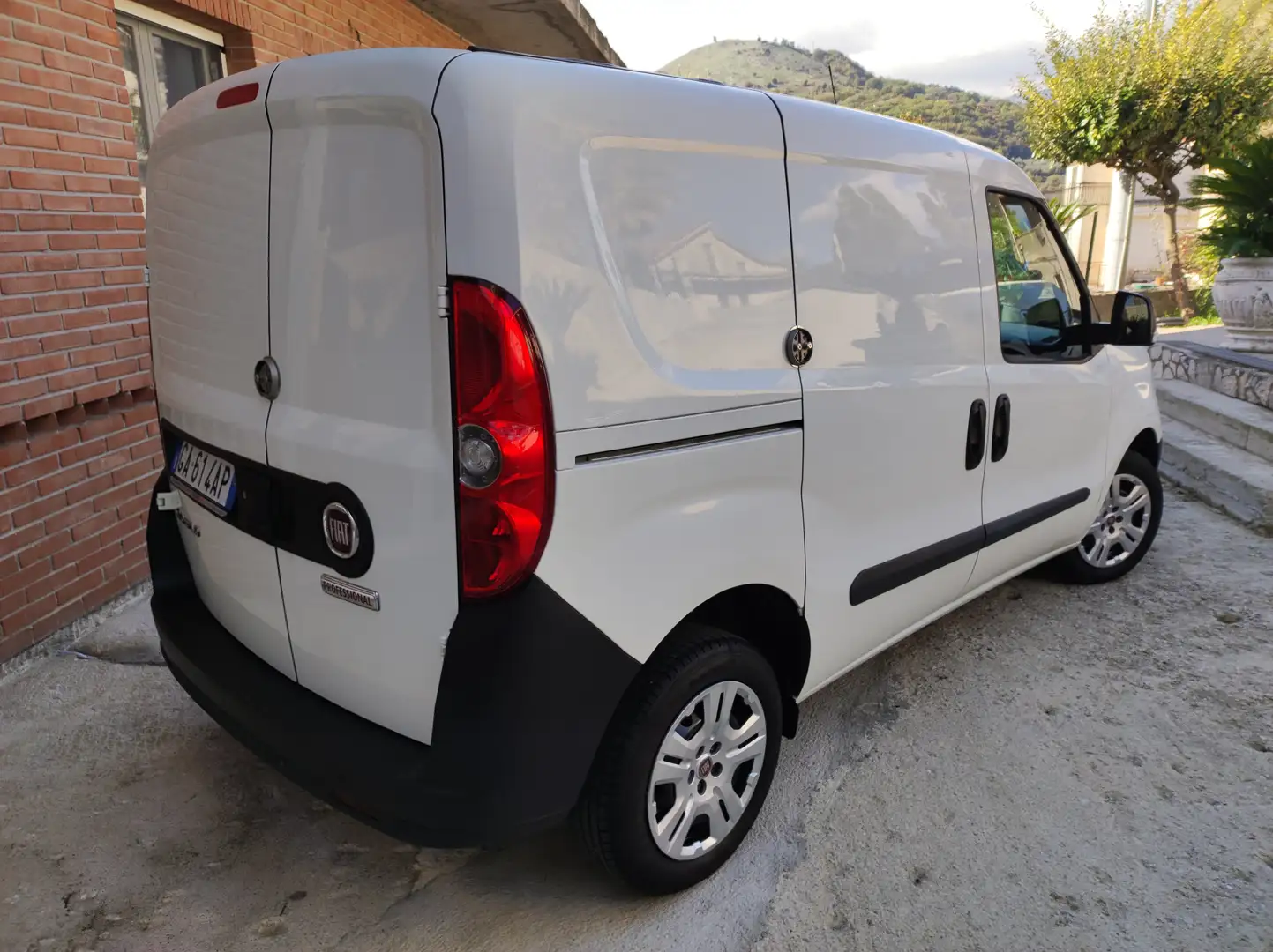 Fiat Doblo Cargo 1.3 Mjet 95 cv 3 posti Blanc - 2
