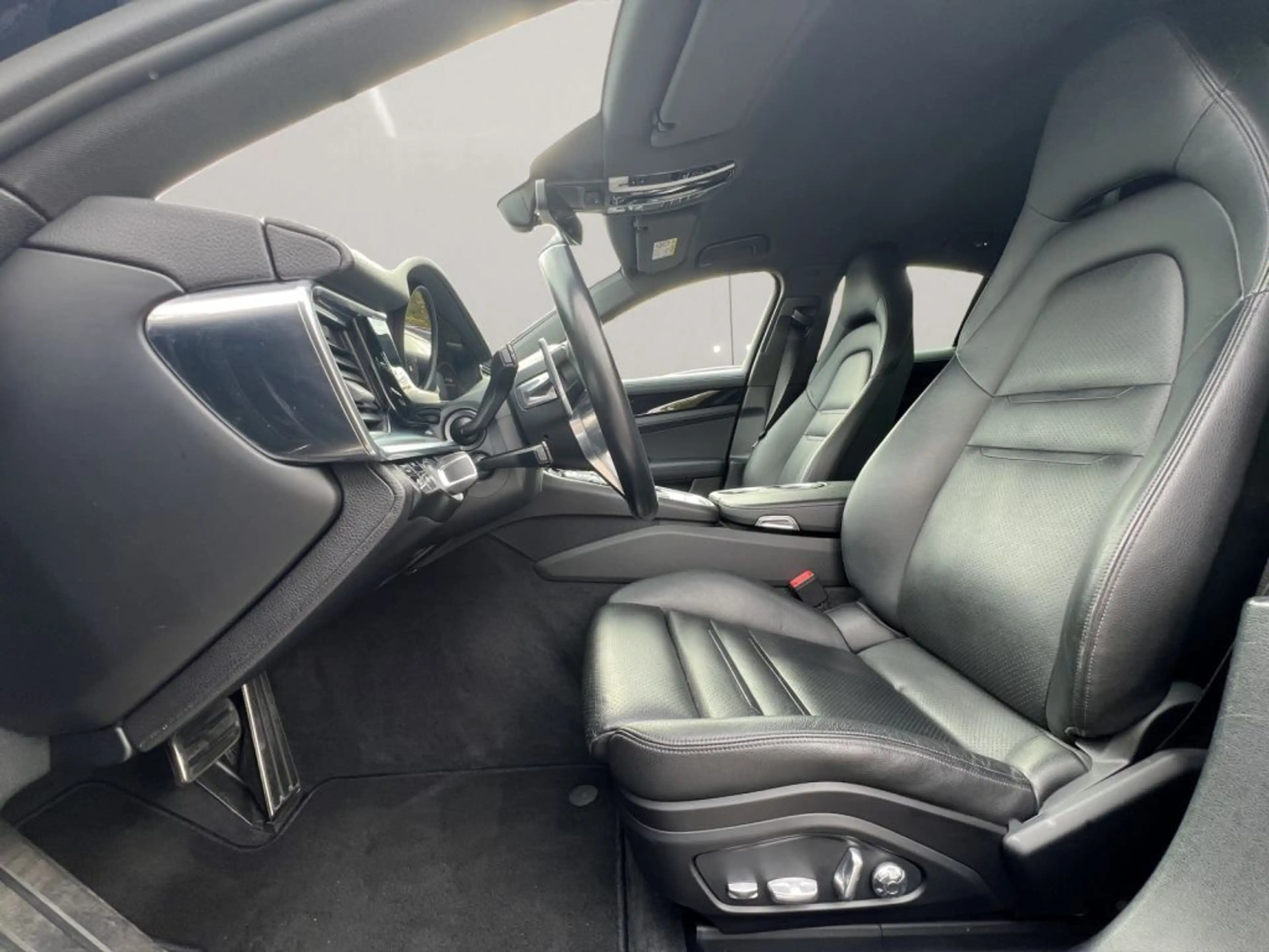 Porsche Panamera 4S Diesel+SOFT-CLOSE+StHZ+RFK+MEMORY+ — photo 15