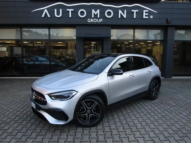 Mercedes-Benz GLA 200 d PREMIUM CAMBIO AUTO 150CV,TETTO,LED MULTIBEAM
