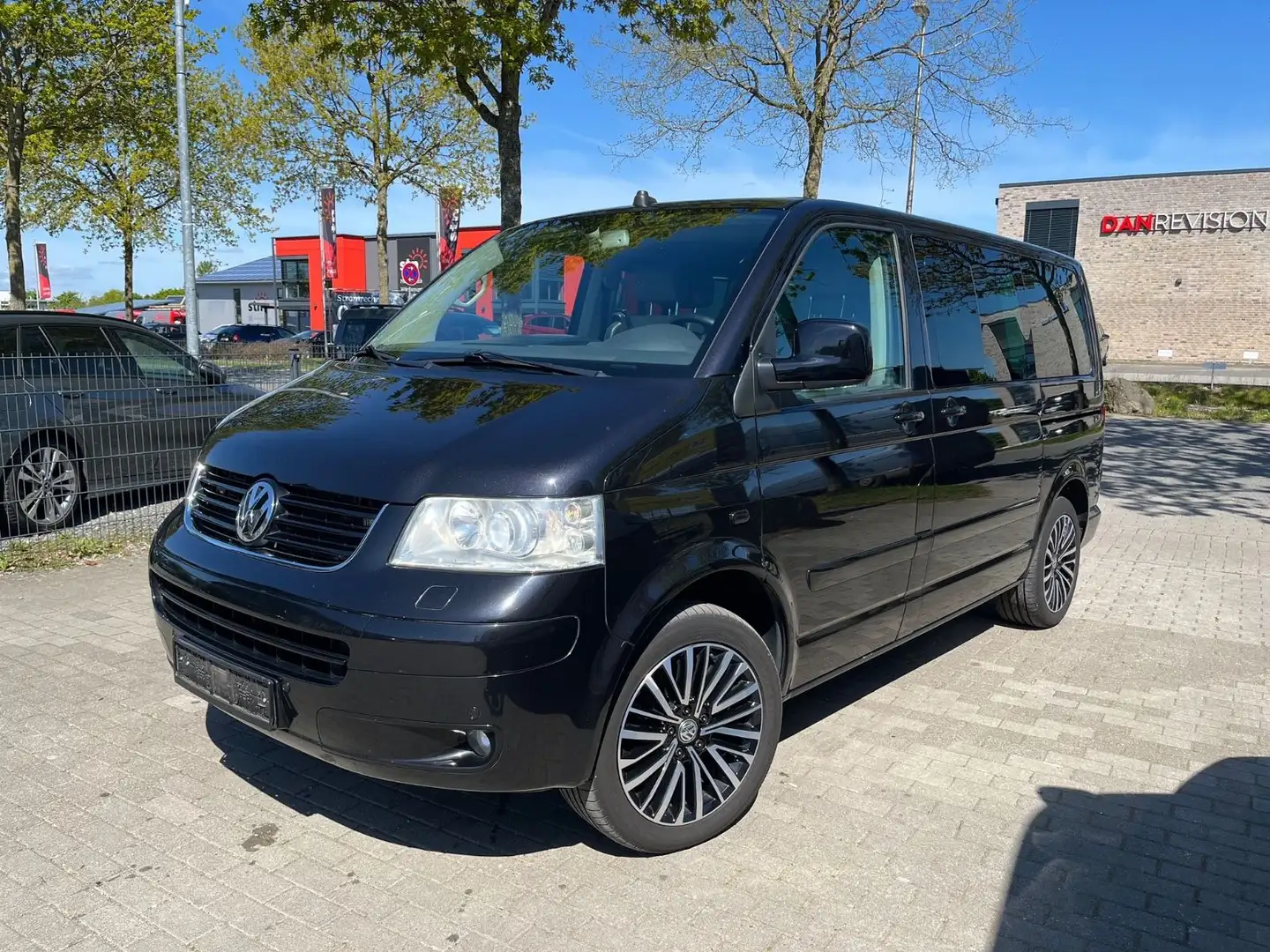 Volkswagen T5 Multivan Highline 2.5 TDI Leder S-Dach Standh Чорний - 1