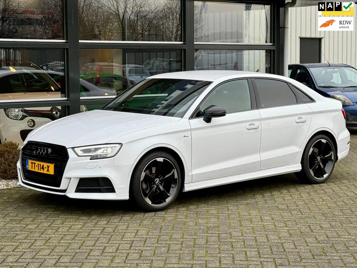Audi A3 Limousine 30 TFSI S-Line Automaat Facelift LED NAP Blanc - 1