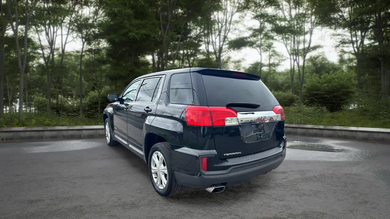 GMC Terrain photo GMC Terrain