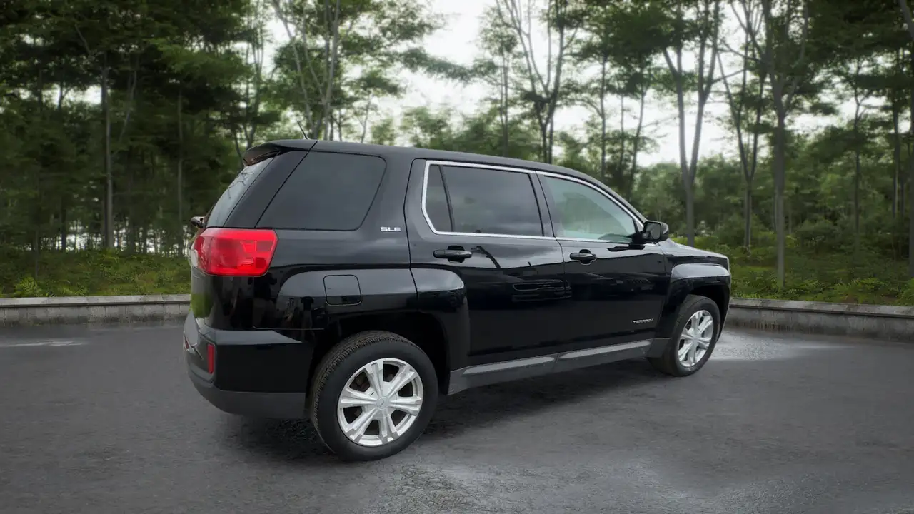 GMC Terrain photo GMC Terrain
