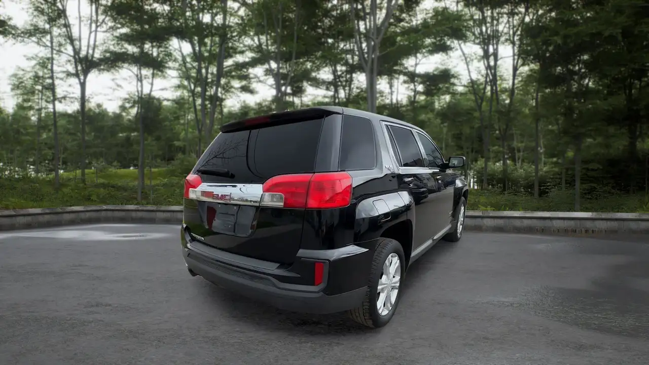 GMC Terrain photo GMC Terrain