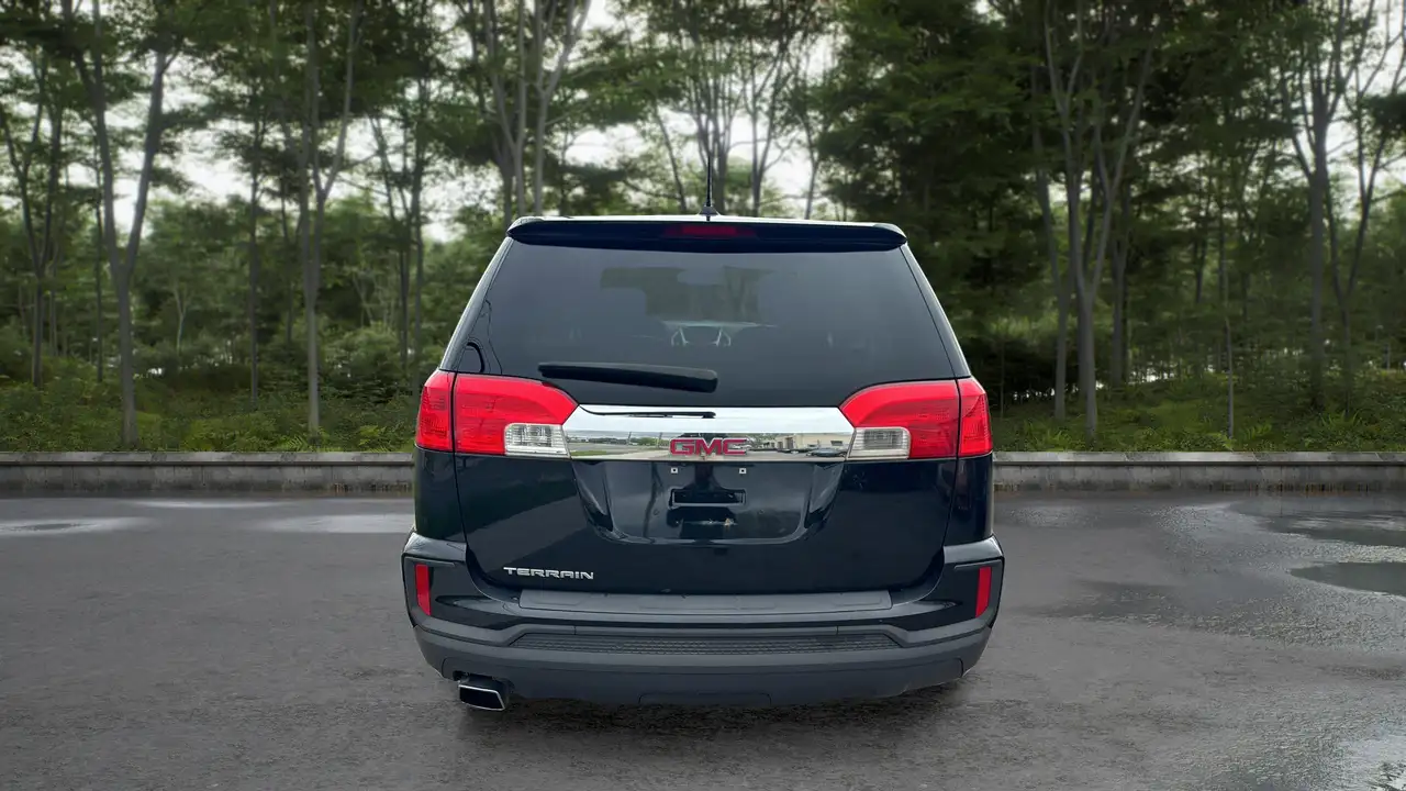 GMC Terrain photo GMC Terrain
