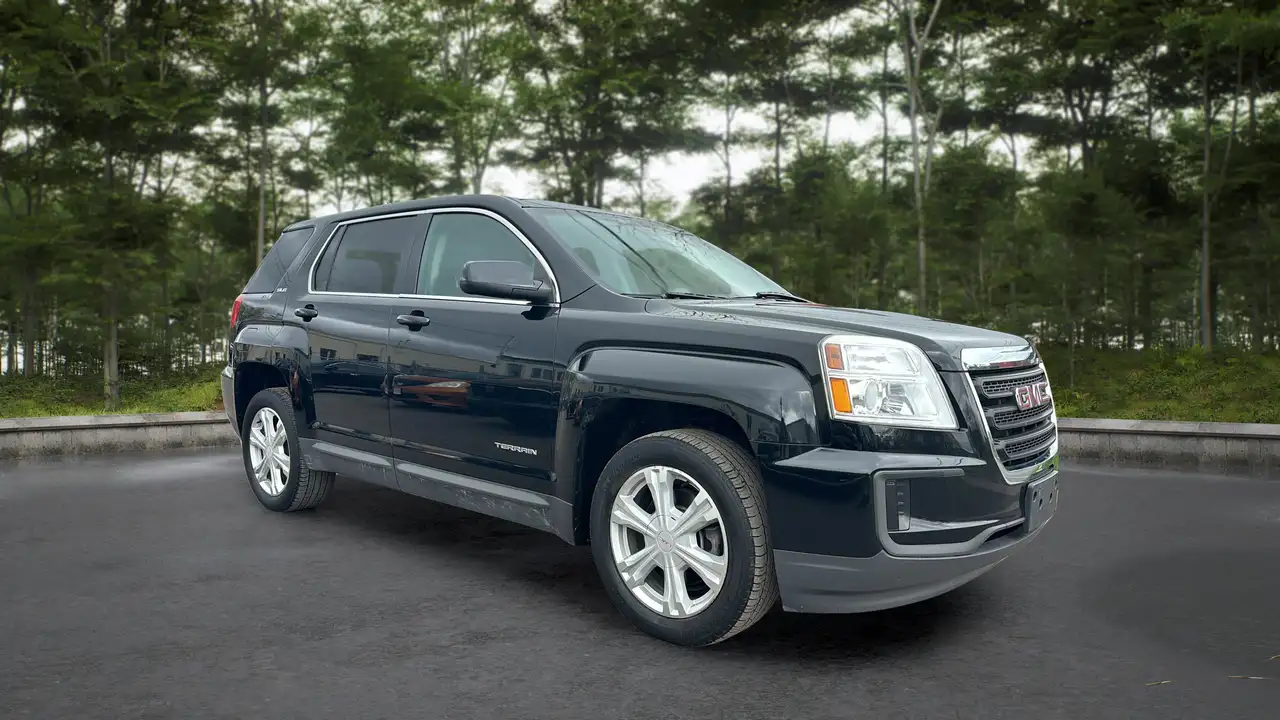 GMC Terrain photo GMC Terrain