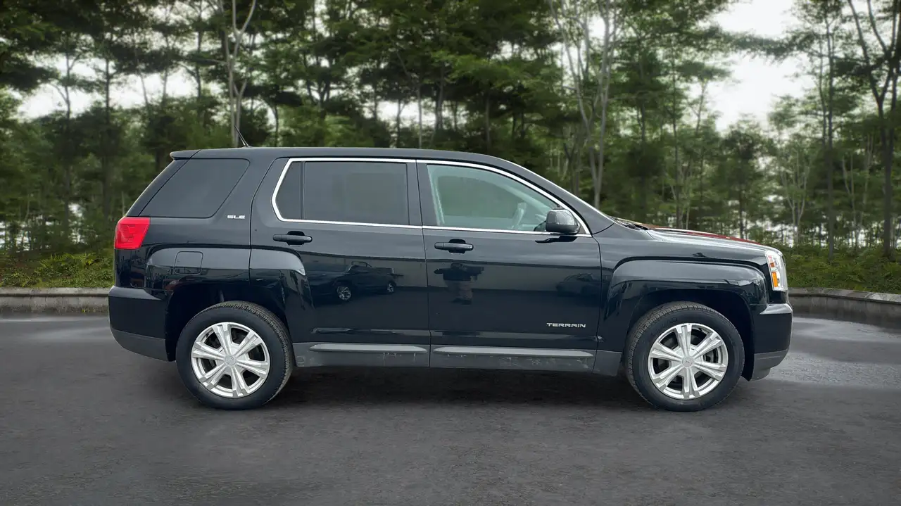 GMC Terrain photo GMC Terrain