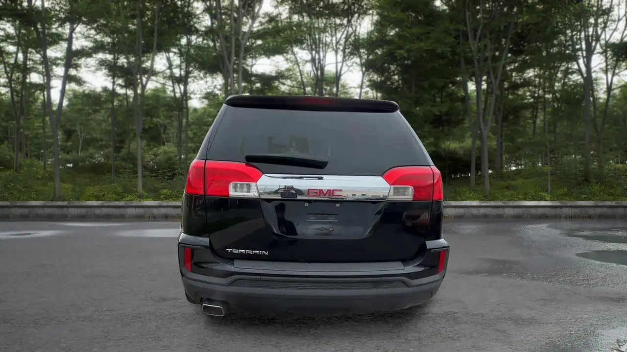 GMC Terrain photo GMC Terrain