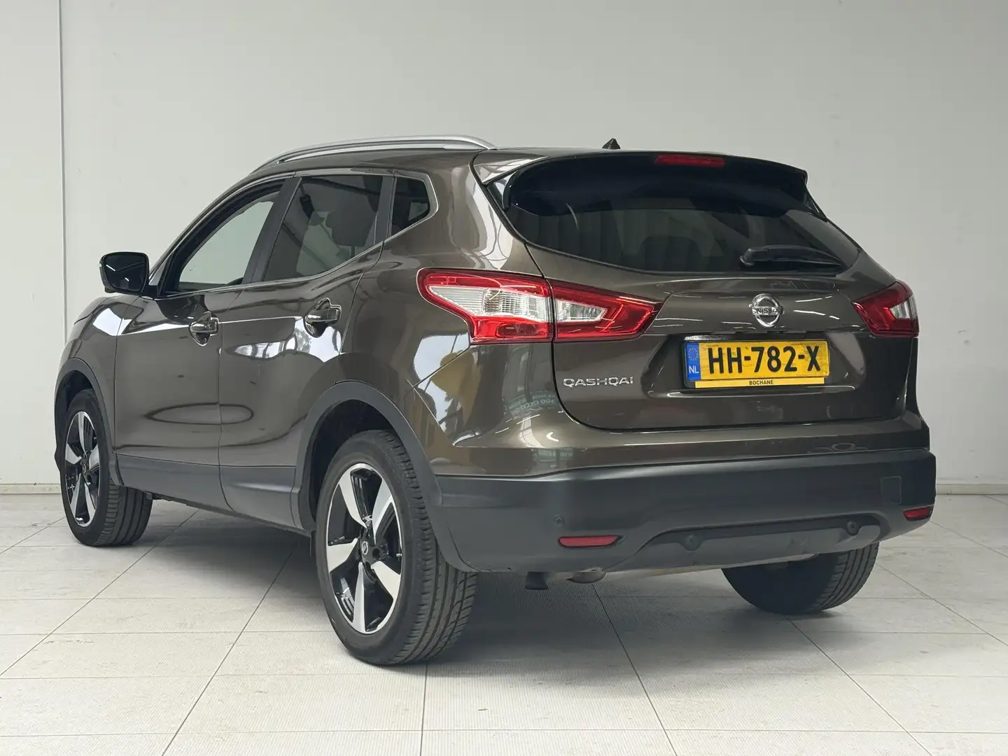 Nissan Qashqai 1.2 Connect Edition | Navigatie | 360 Camera | Pan Brun - 2