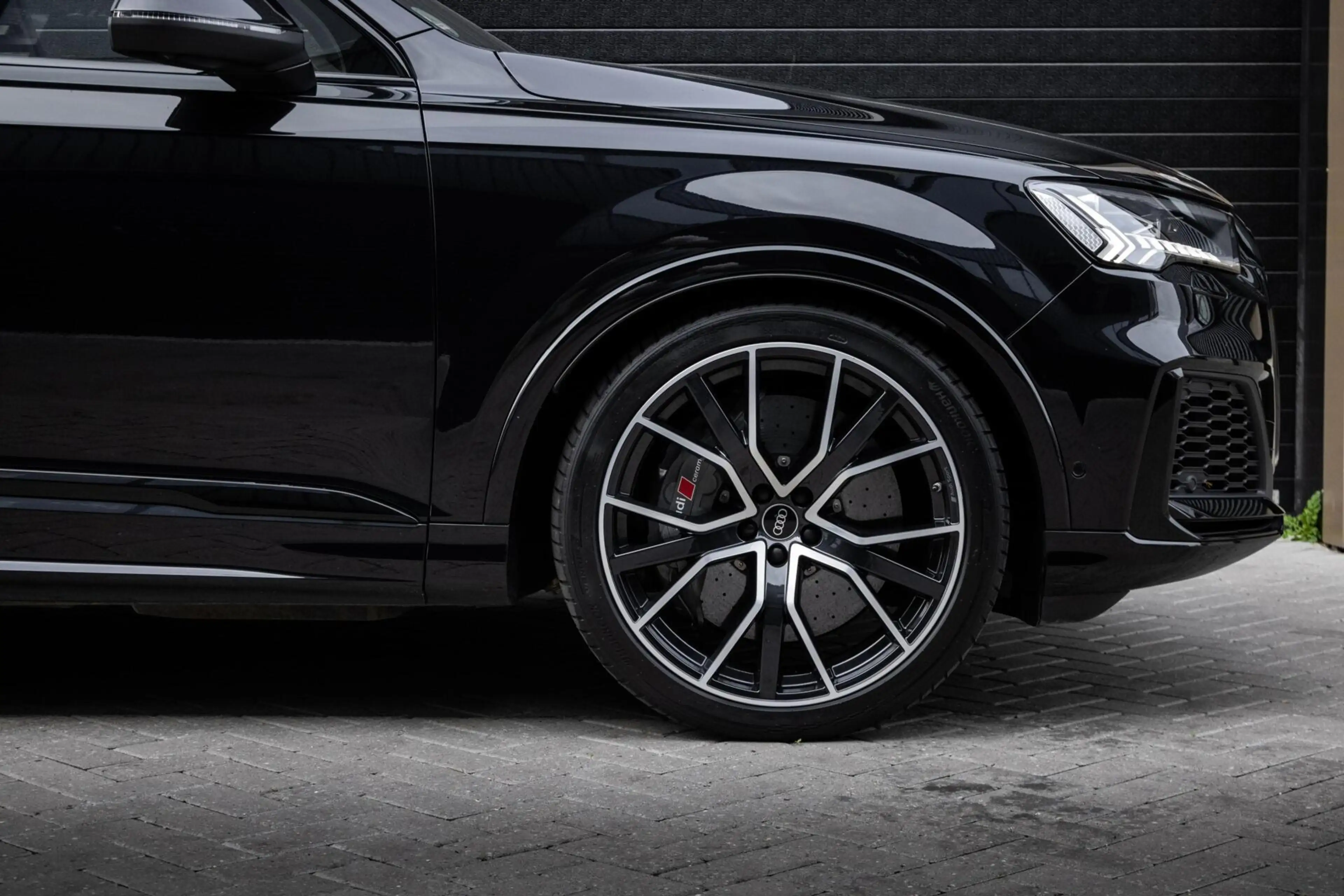 Audi SQ7 4.0 TFSI Quattro 7-Zits | KERAMSICH | PANO | B&O | — photo 12