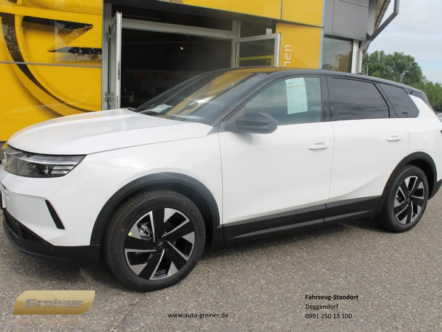 Opel Grandland 1.2 Hybrid GS AHK|NAVI|INTELLI-LUX|SHZ| Weiß - 1
