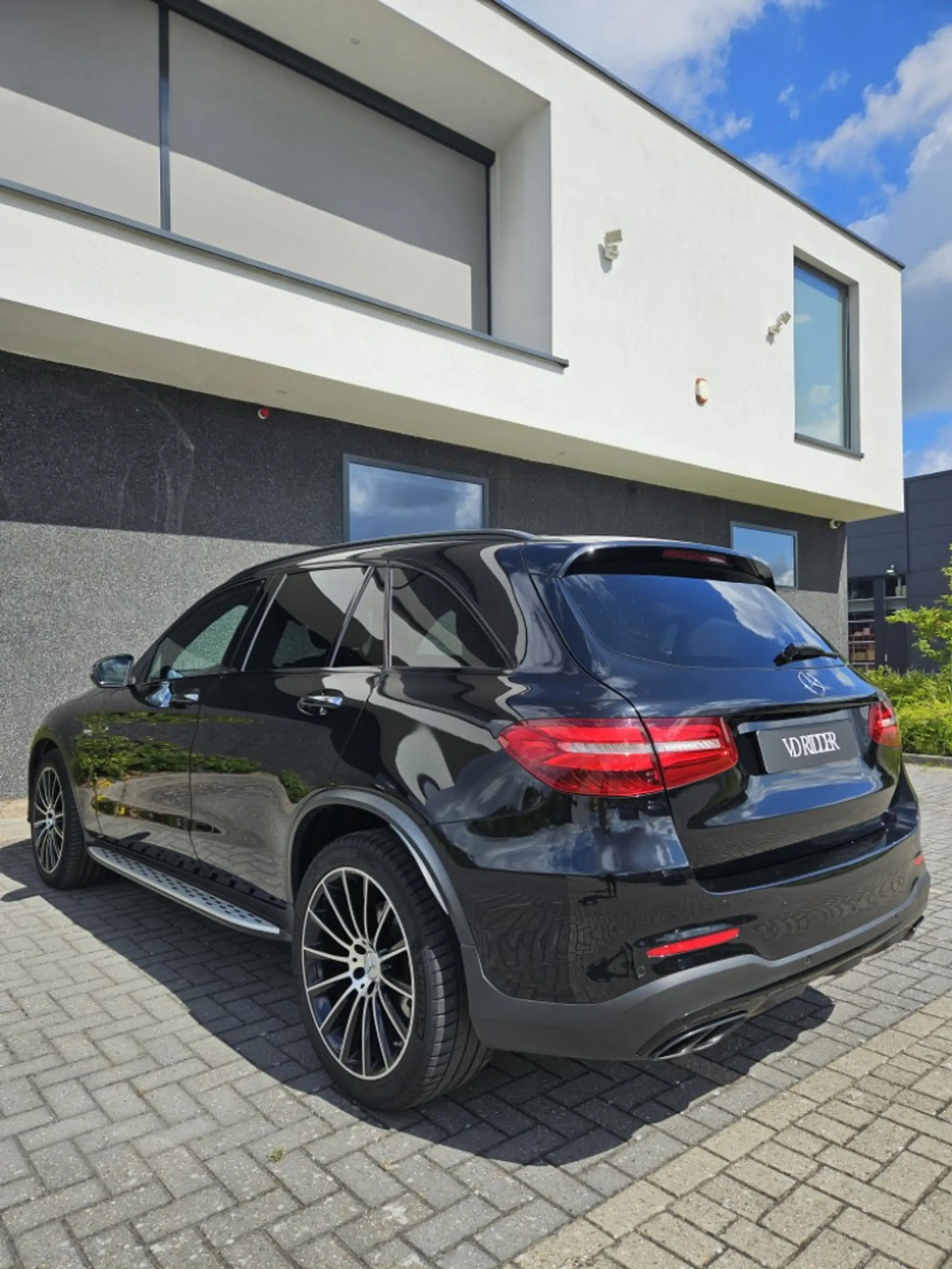 Mercedes-Benz GLC 43 AMG 4MATIC HUD PANORAMADAK — photo 8