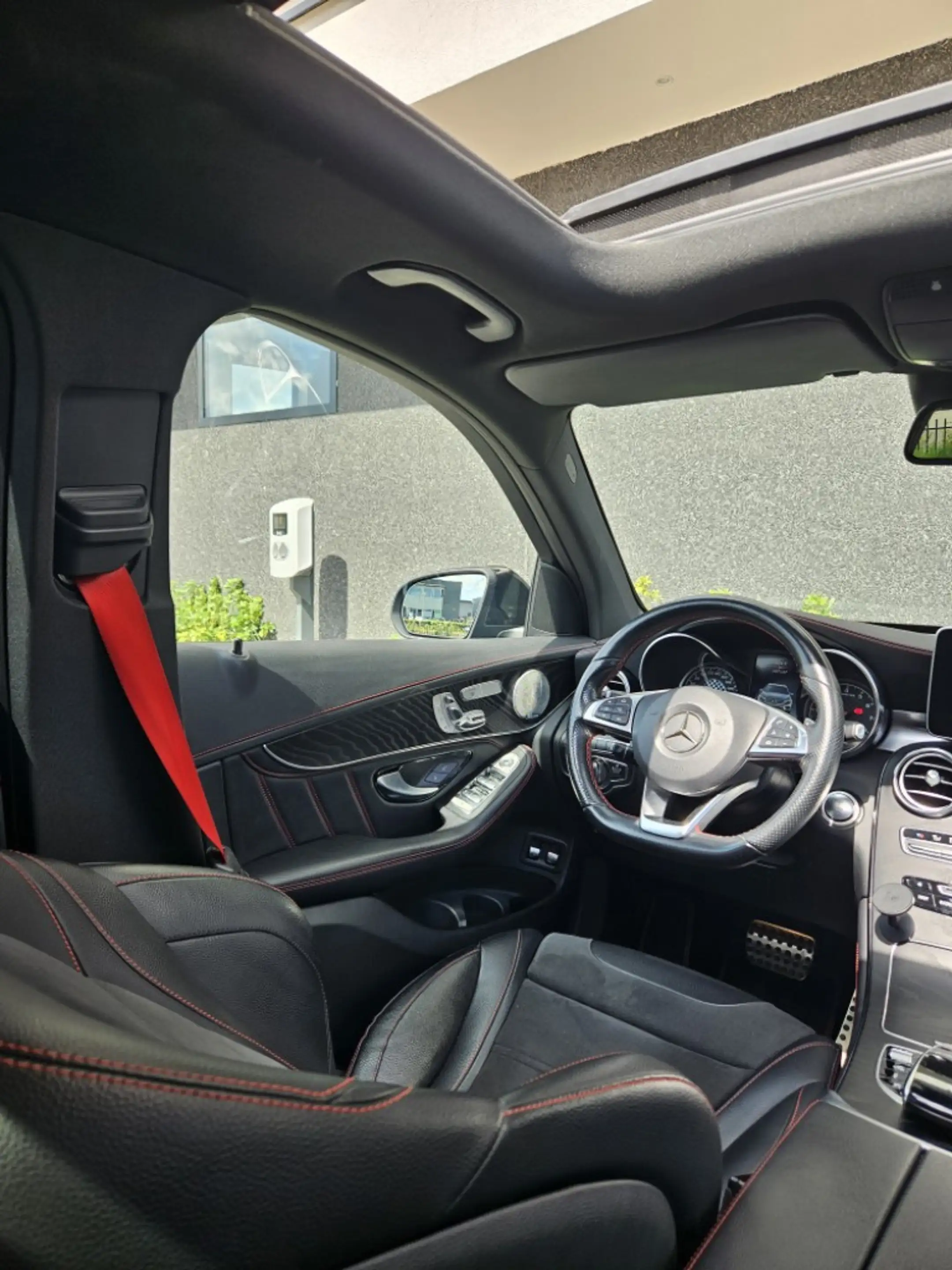 Mercedes-Benz GLC 43 AMG 4MATIC HUD PANORAMADAK — photo 11