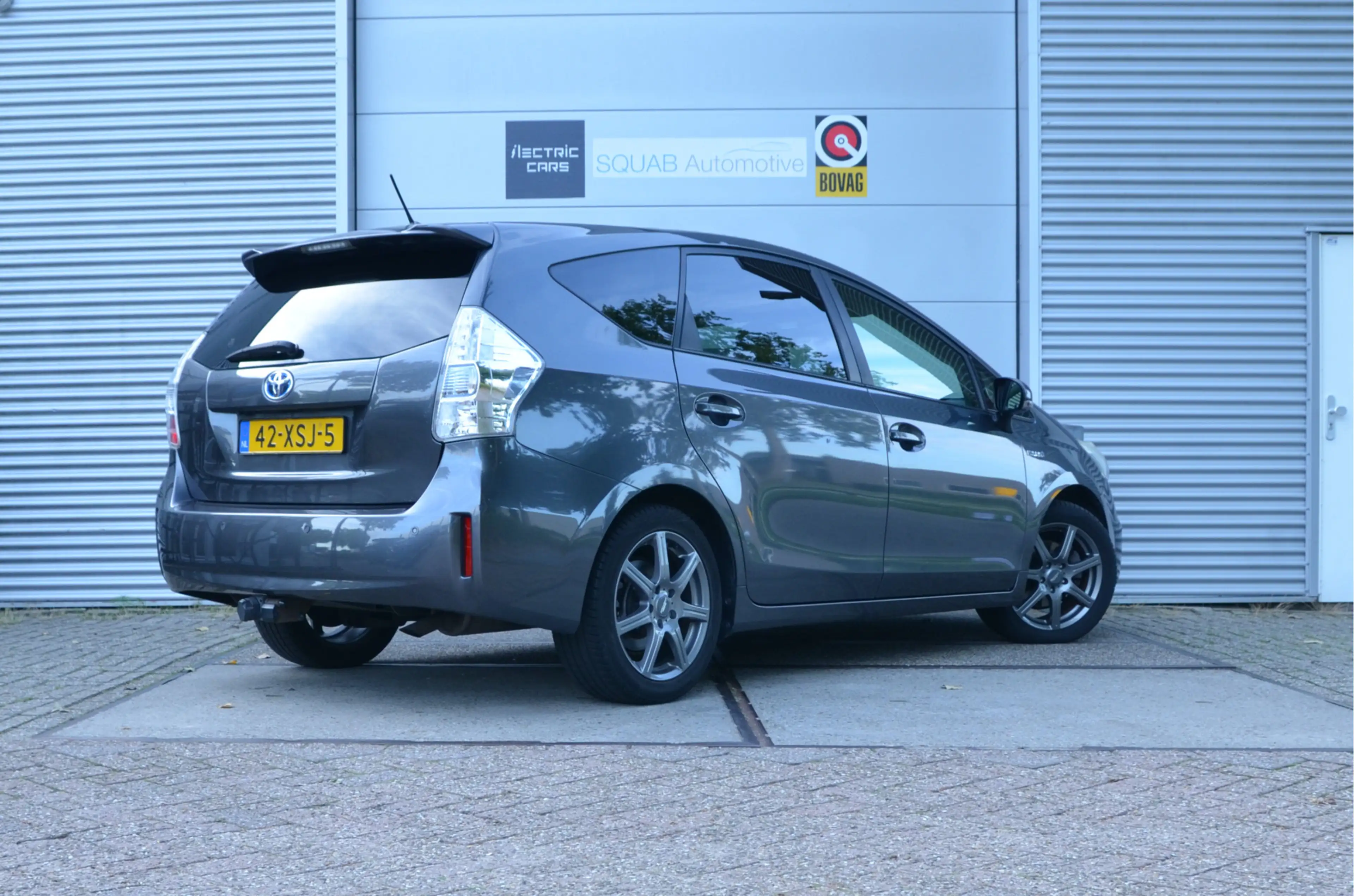 Toyota Prius+ Prius Wagon 1.8 Aspiration 96g 7-zits, Fiets Trekh — photo 8