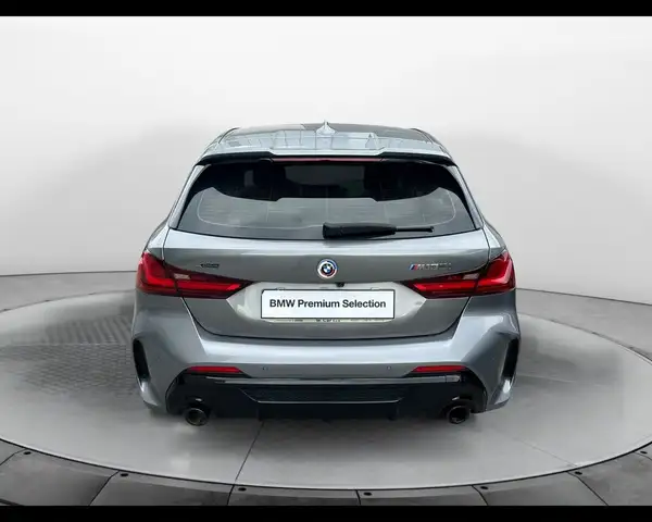 BMW 1 Series view 7