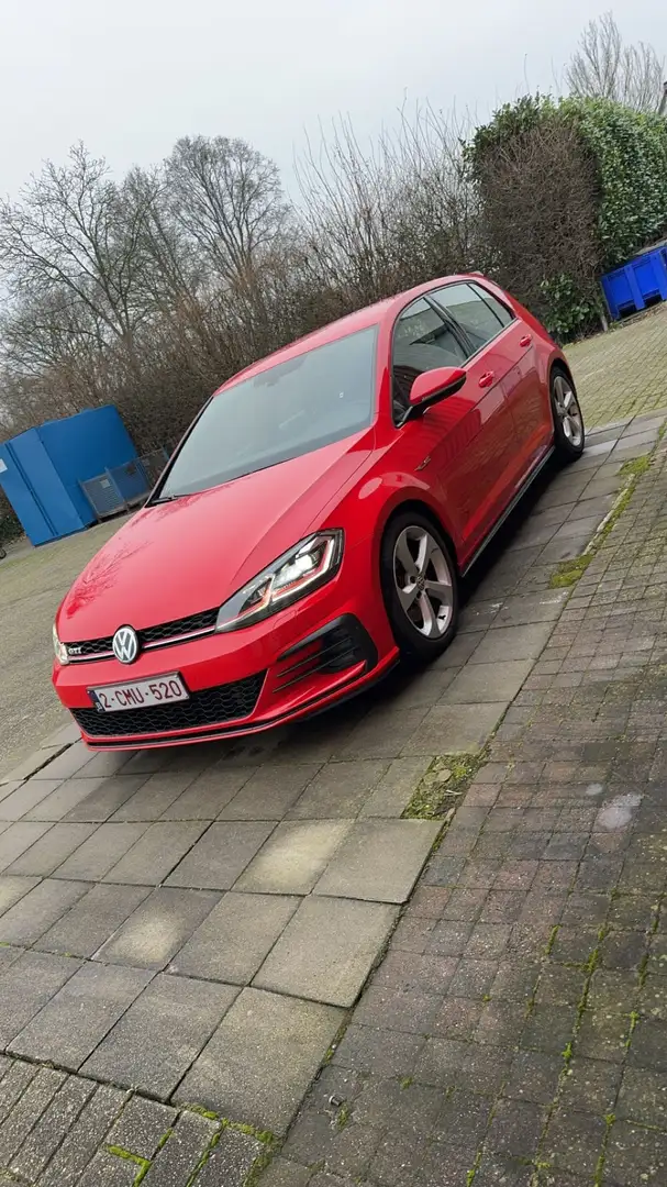 Volkswagen Golf GTI (BlueMotion Technology) - 1