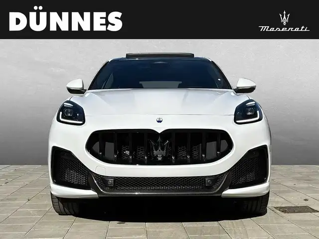 Maserati Grecale view 8