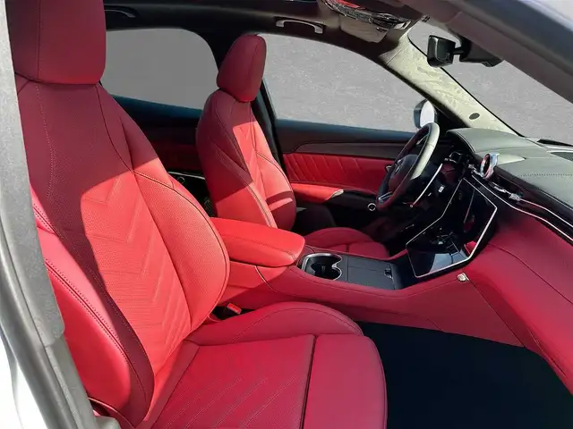 Maserati Grecale view 3