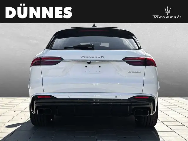 Maserati Grecale view 7
