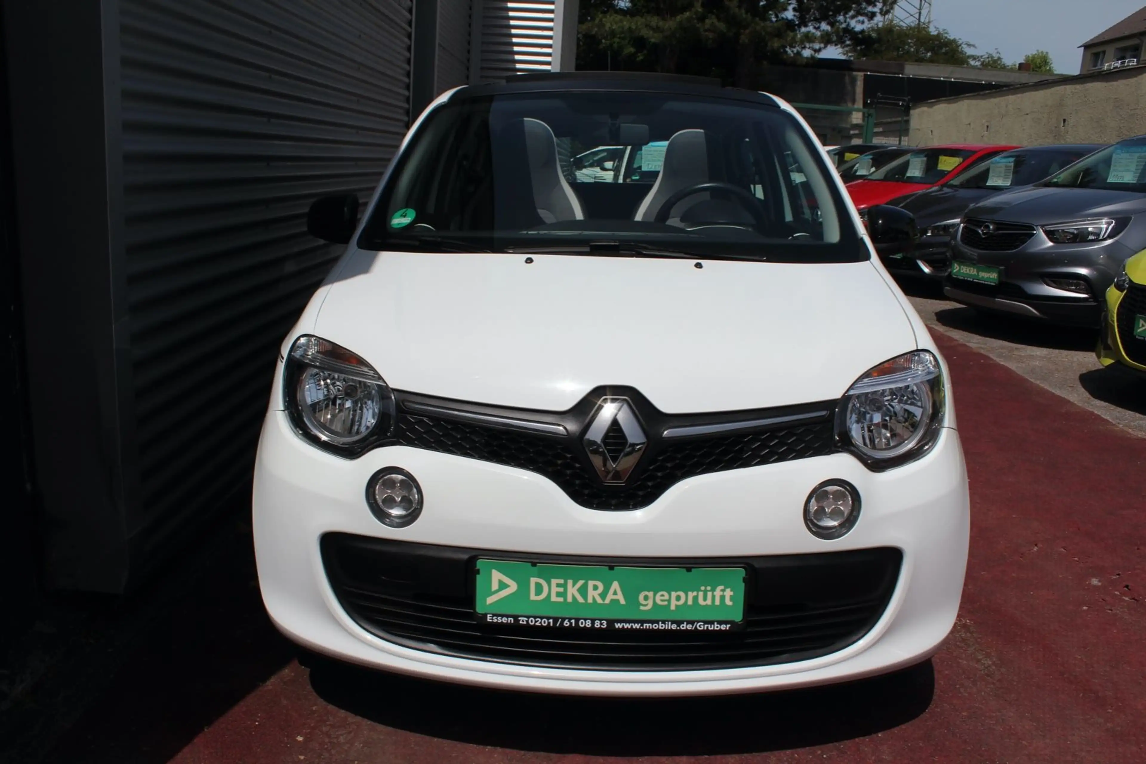 Renault Twingo TWINGO LIMITED FALTDACH KLIMA LOOK PAKET 2Hd — photo 13