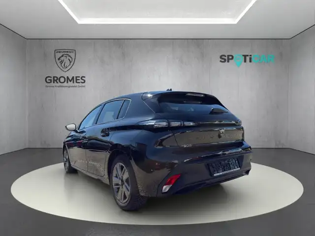 Peugeot 308 view 5