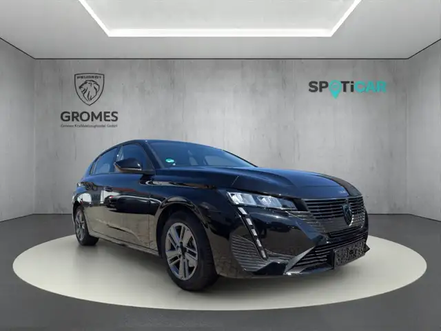 Peugeot 308 main image