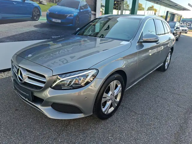 Mercedes-Benz C 180 180 T