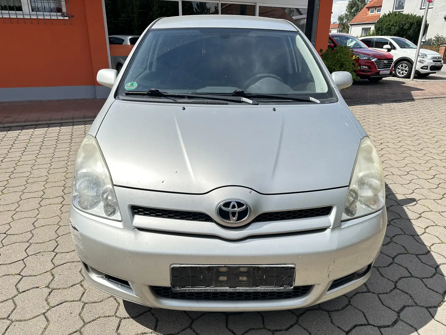 Toyota Corolla Verso 1.8 Sol 7-Sitzer Gris - 2