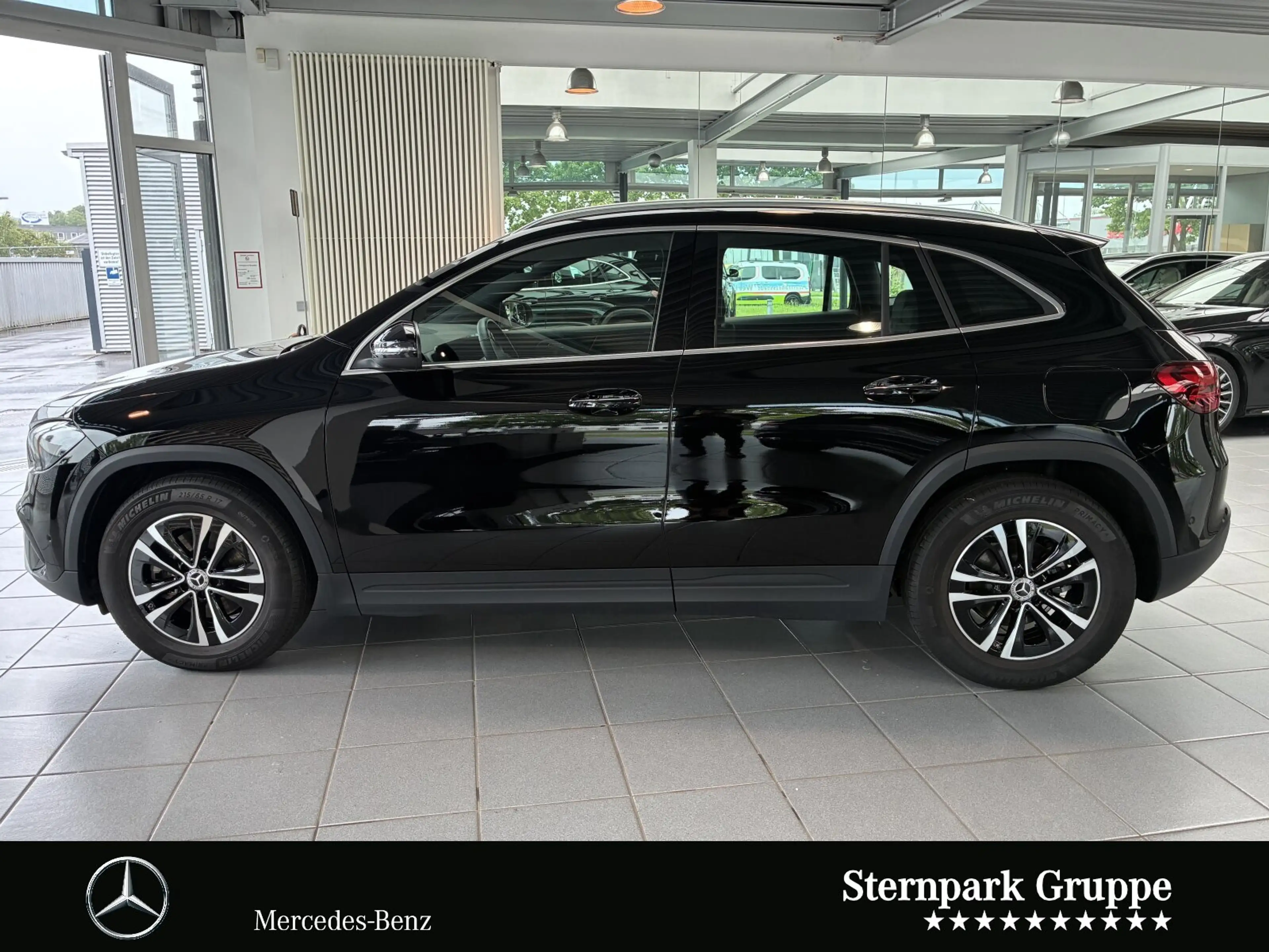 Mercedes-Benz GLA 200 GLA 200 LED*RFK*Navi*MBUX*Winter*Tempomat*DAB*17 — photo 4