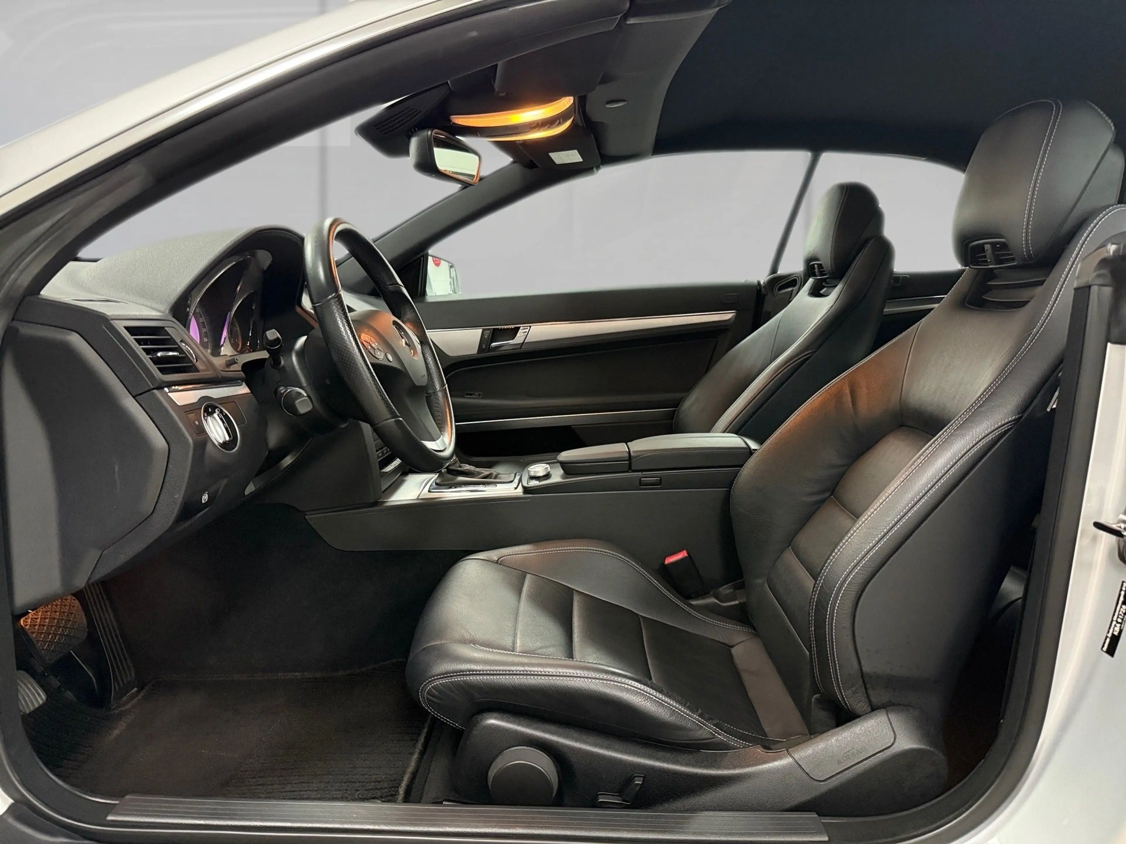 Mercedes-Benz E 350 CDI Avantgarde — photo 9