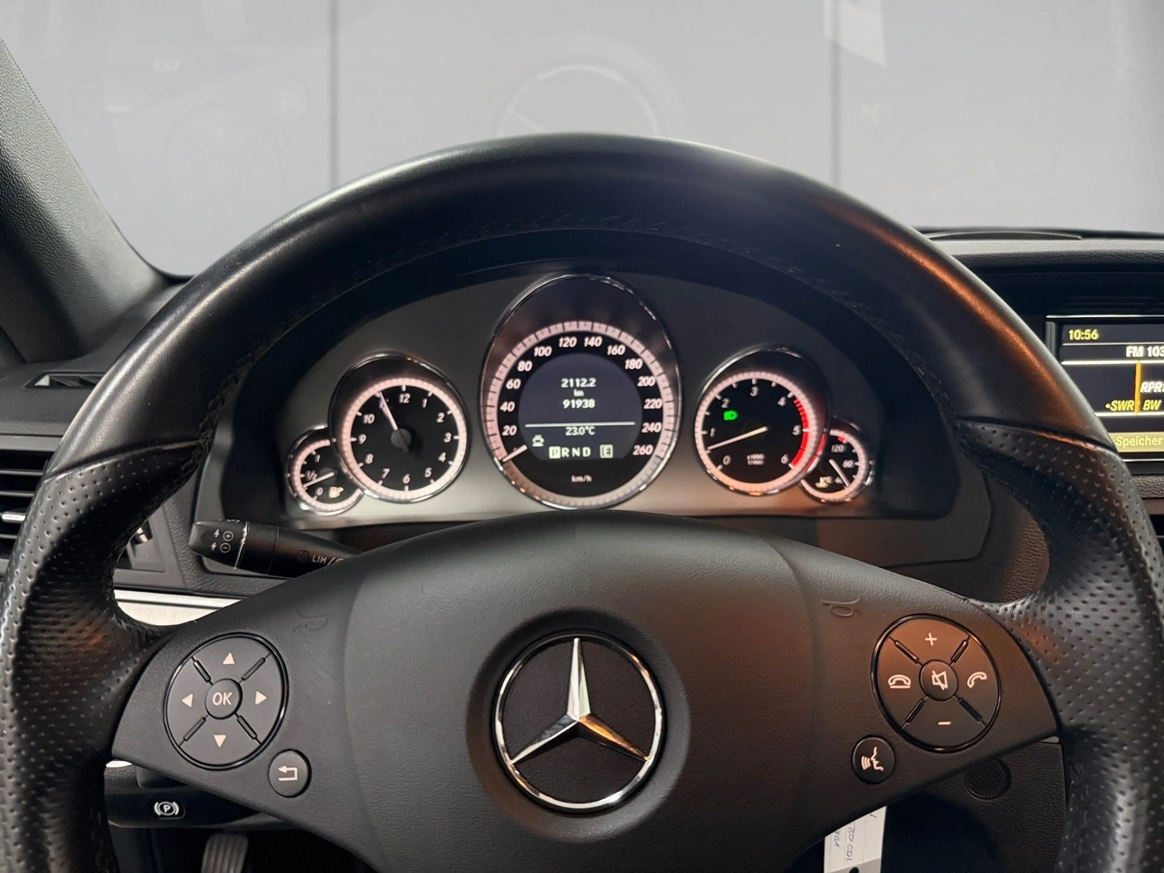 Mercedes-Benz E 350 CDI Avantgarde — photo 15