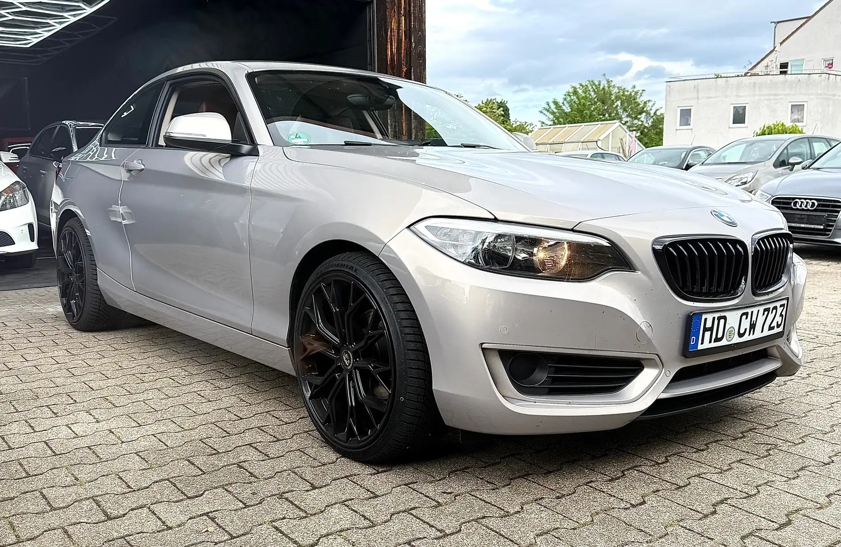 BMW 218 218 i Grau - 2