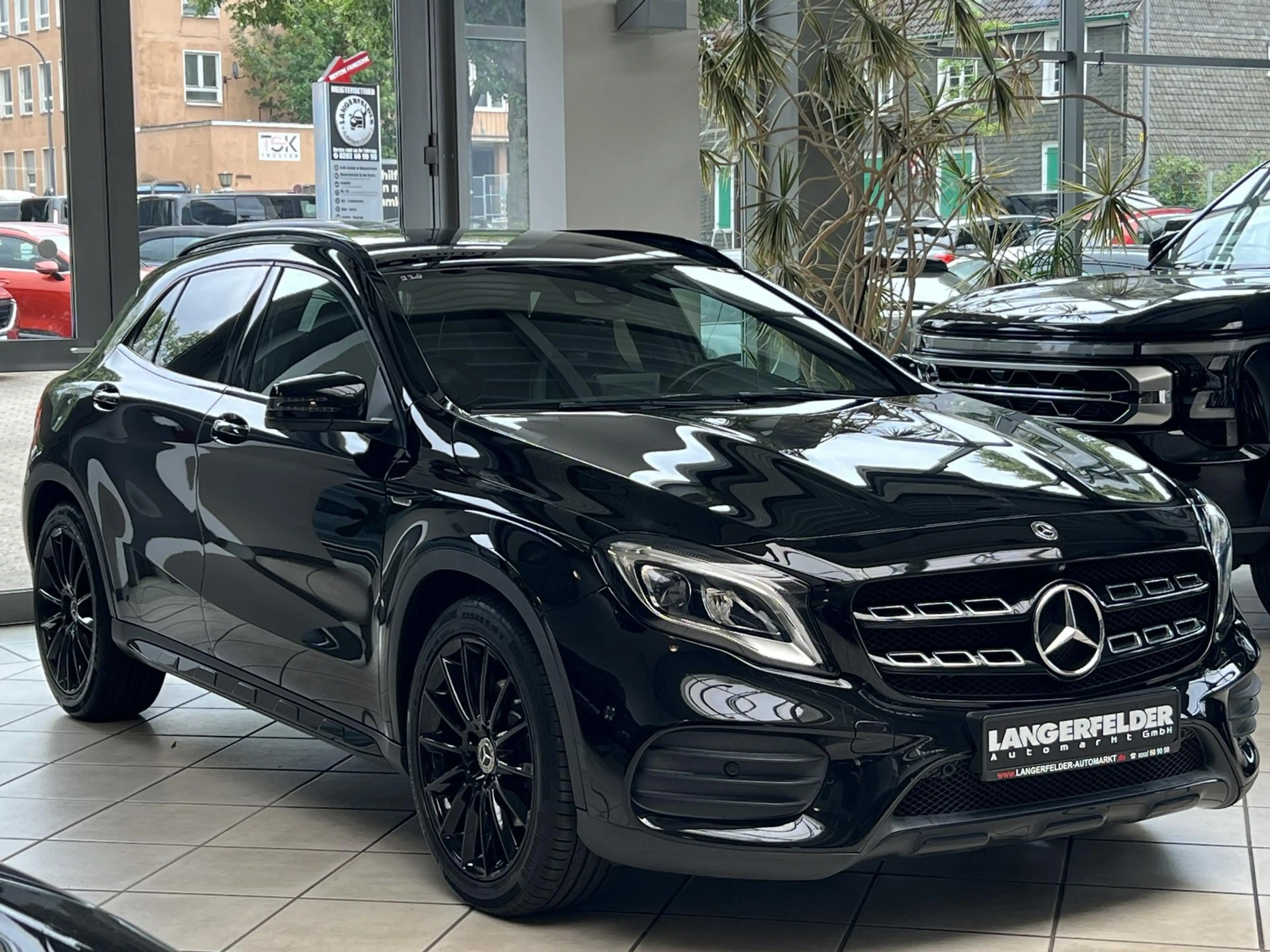 Mercedes-Benz GLA 250 GLA 250 Urban Style AMG-Paket|H&K|360°|CarPlay