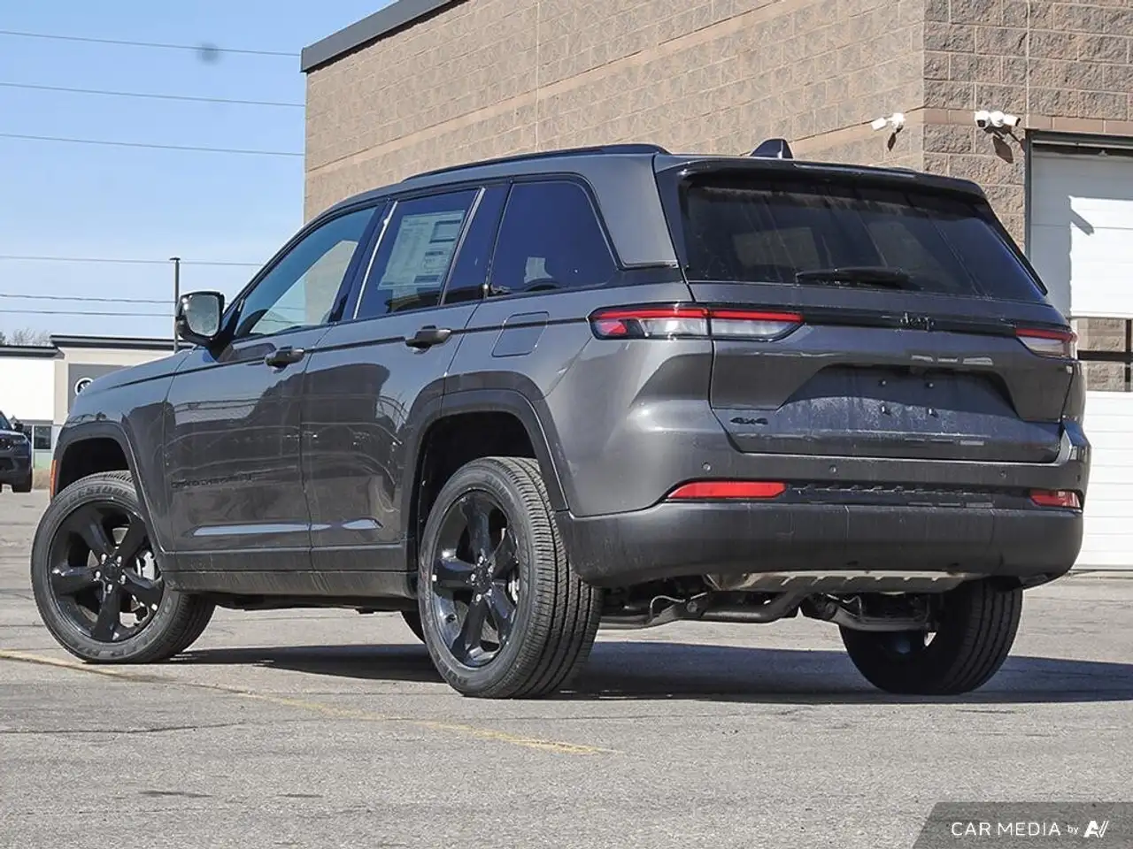 Jeep Grand Cherokee снимка Jeep Grand Cherokee