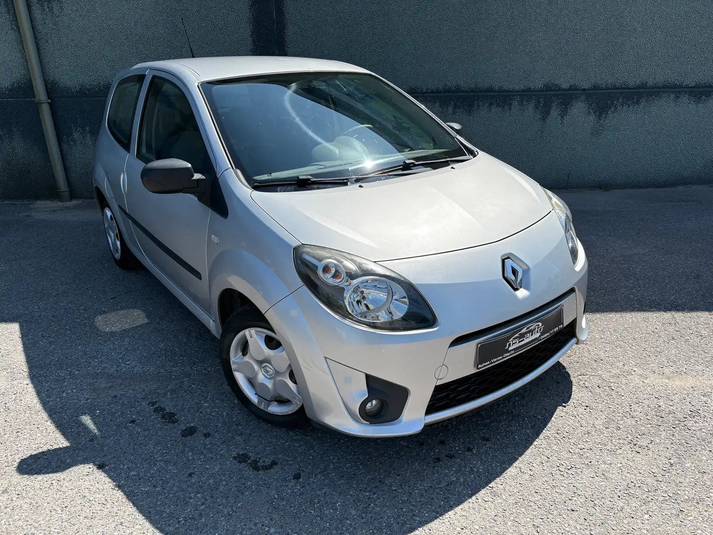 Renault Twingo Twingo 1.2i * 3 PORTES * CLIM * Grau - 2