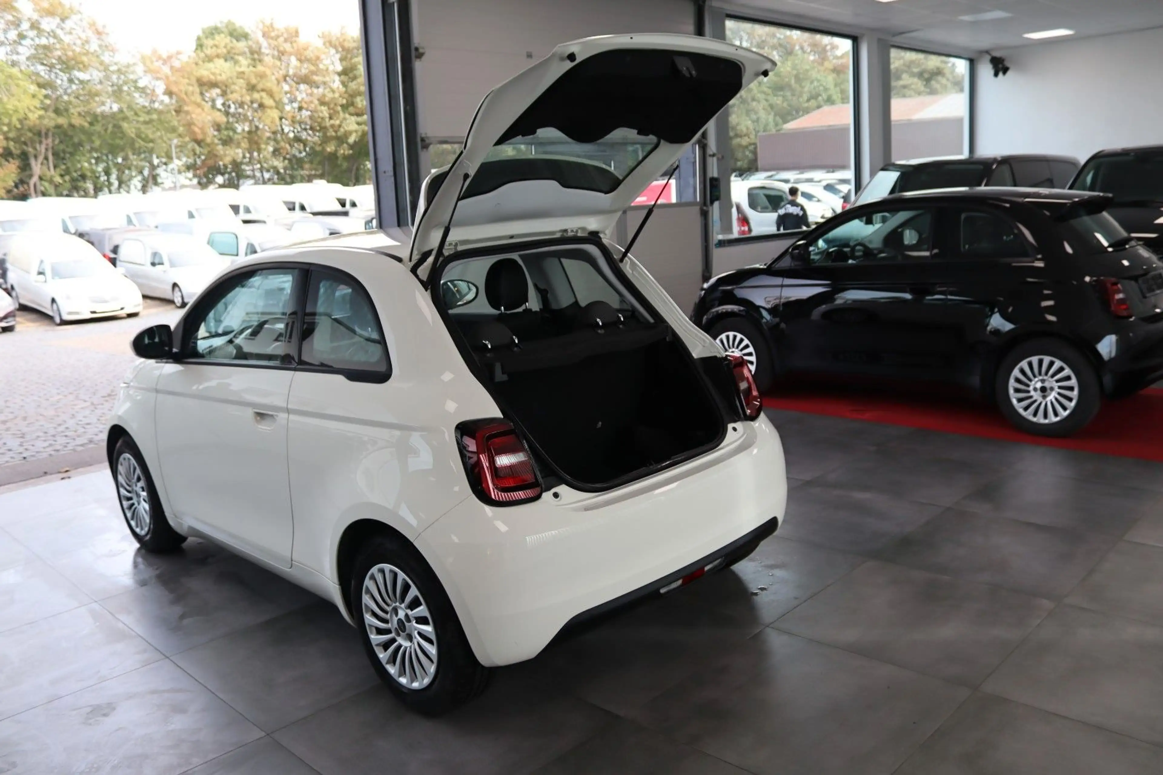 Fiat 500e Basis * 1.HAND + 27TKM + GARANTIE * — photo 13